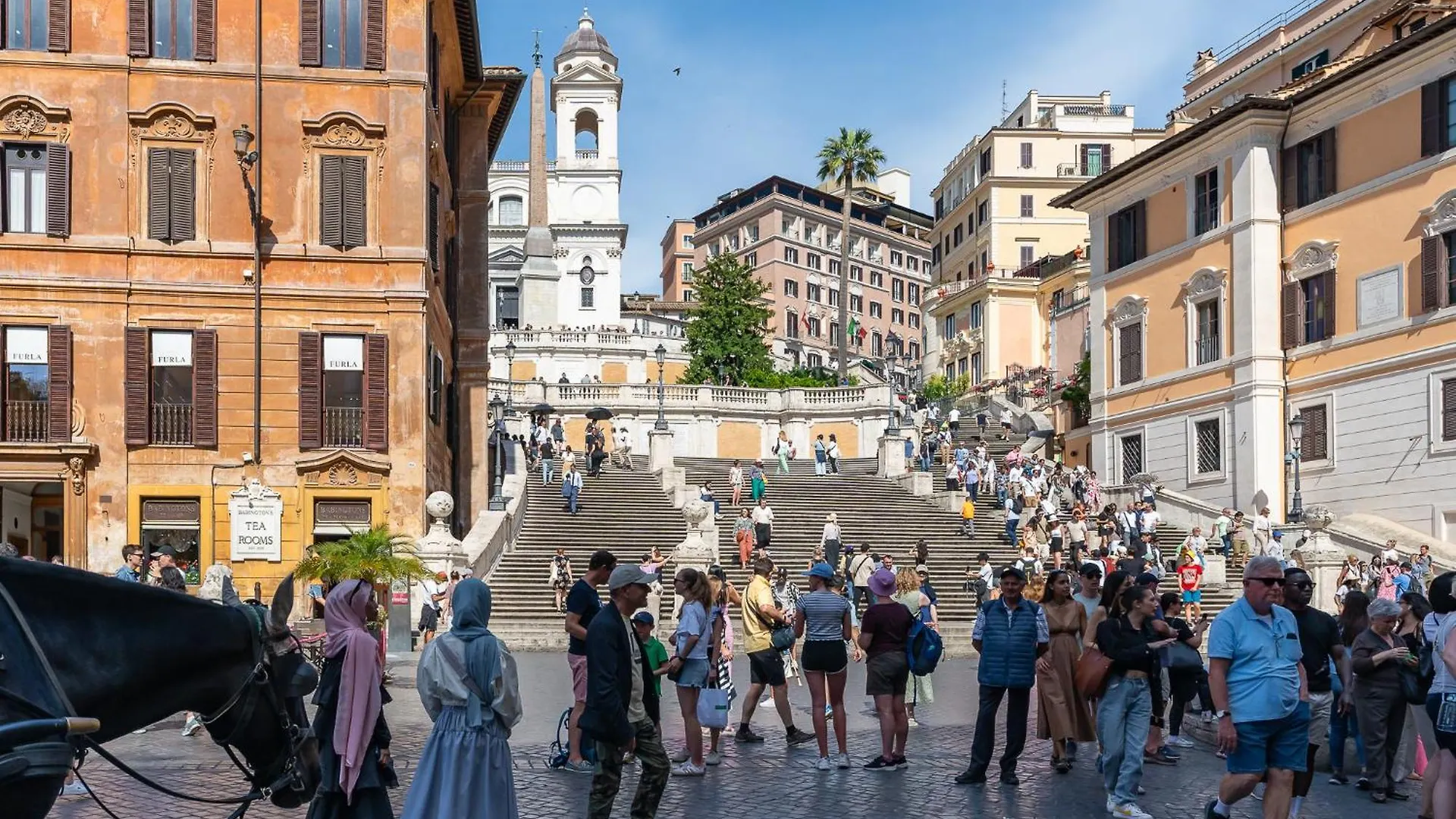 Decimo Meridio- At Spanish Steps- Rome 0*,