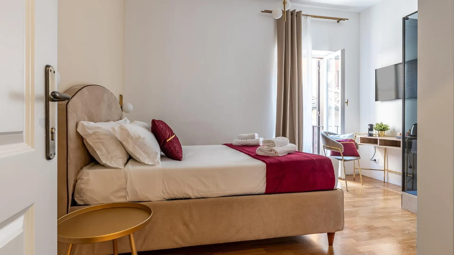 Guest house Decimo Meridio- At Spanish Steps- Rome